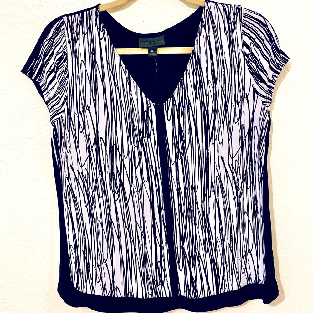 Worthington black and white stretchy top